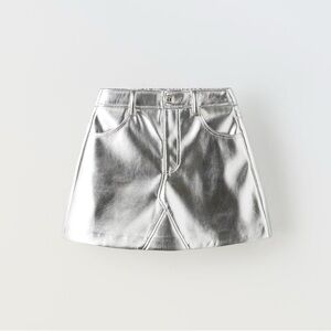 METALLIC FAUX LEATHER SKIRT